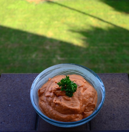 The red pepper hummus seems to have brought the sun out... or maybe it is a coincidence